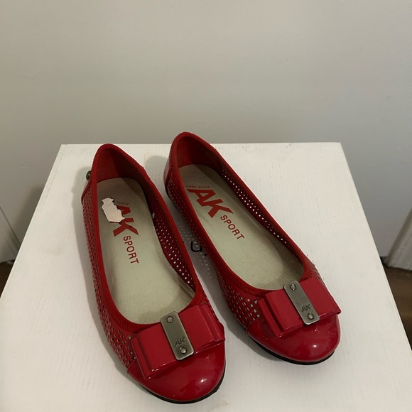 Anne Klein Shoes - Anne Klein Red Flats with Bow Accent Size 6